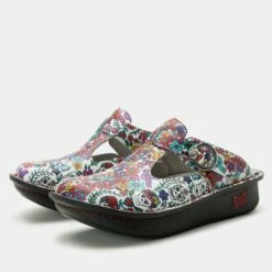 Shoes Classic Ofrenda White Shoe