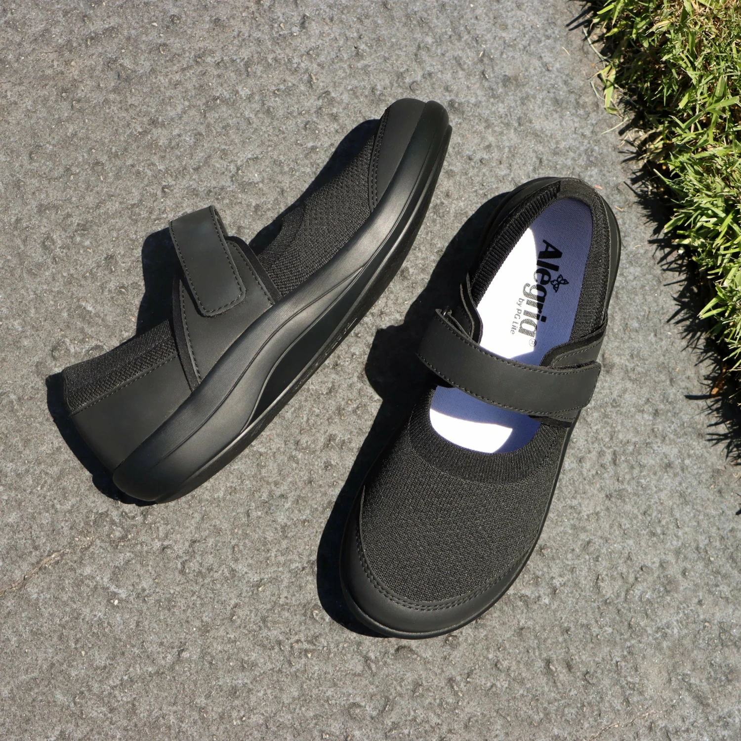 Shoes Dinamo All Black Shoe 2 Shoes Dinamo All Black Shoe - Image 2