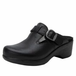 Shoes Selina Upgrade Black Shoe